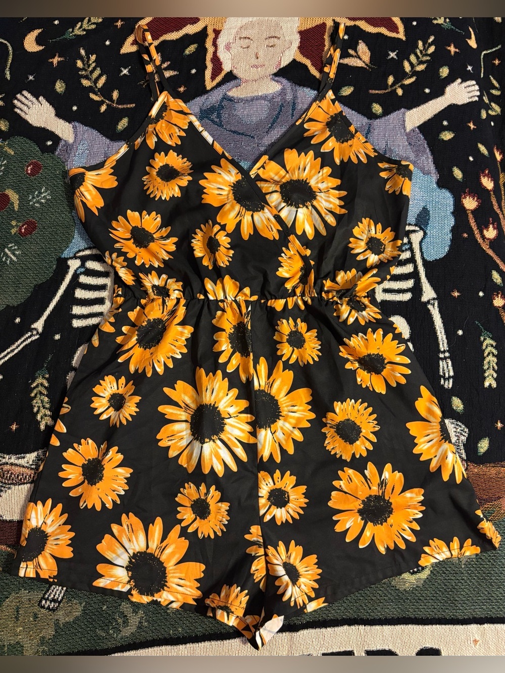 SHEIN Black Sunflower Print Spaghetti-Strap Romper